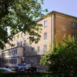 Wynajmę powierzchnie biurowe w budynku biurowym przy ul. Białej 4 w Warszawie