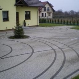 Firma Handlowo - Usługowa 
