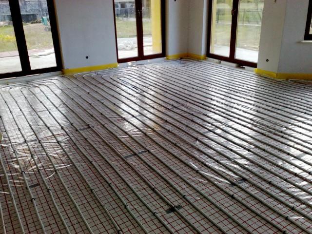 ogrzewanie podłogowe