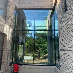Fasada słupowo-ryglowa aluminiowa