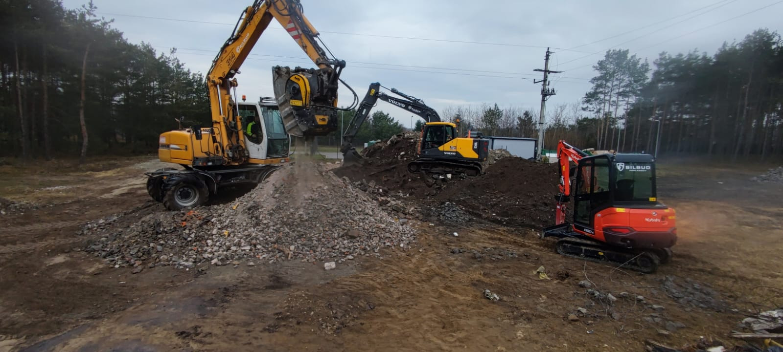 rozbiórki, wyburzenia i kruszenie gruzu