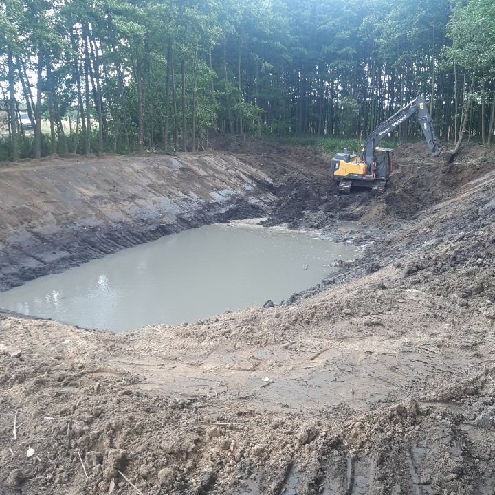 budowa zbiorników retencyjnych