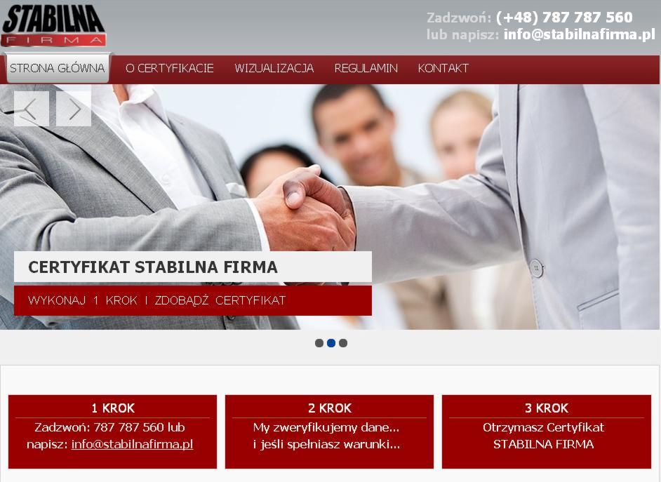 Fragment strony internetowej firmy z nagłówkiem 'Certyfikat STABILNA FIRMA', prezentujący uścisk dłoni i kroki do uzyskania certyfikatu.