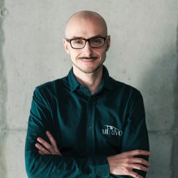 AKSOLOTL MEDIA SPÓŁKA Z OGRANICZONĄ ODPOWIEDZIALNOŚCIĄ - Adam Delor - głowa firmy i główny operator kamery