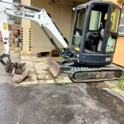 Usługi minikoparką