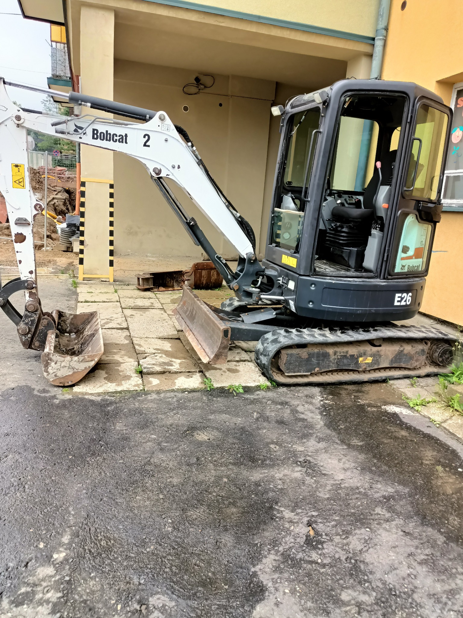 Usługi minikoparką