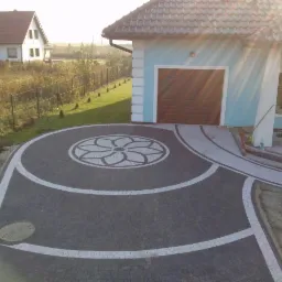 Profesjonalne układanie kostki brukowej