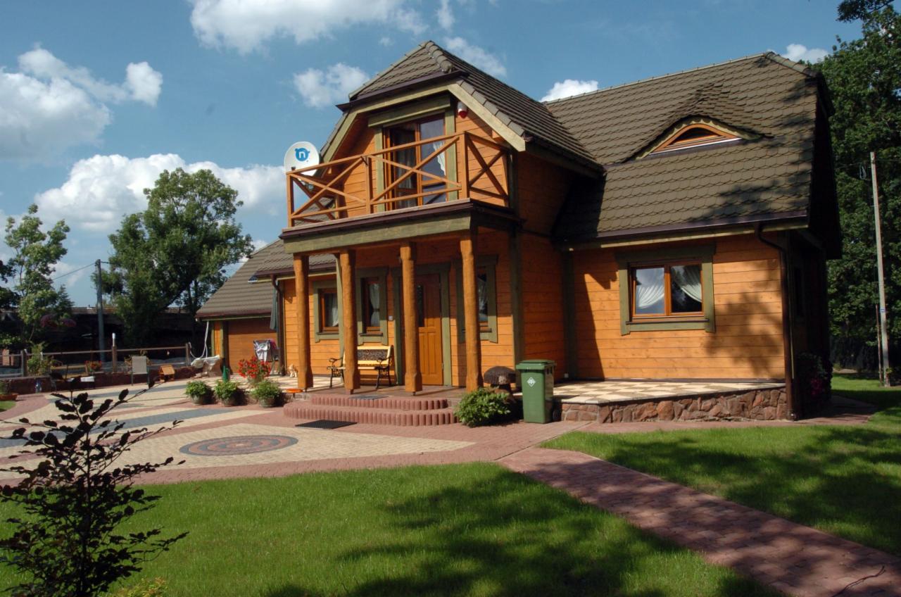 Budowa domów drewnianych