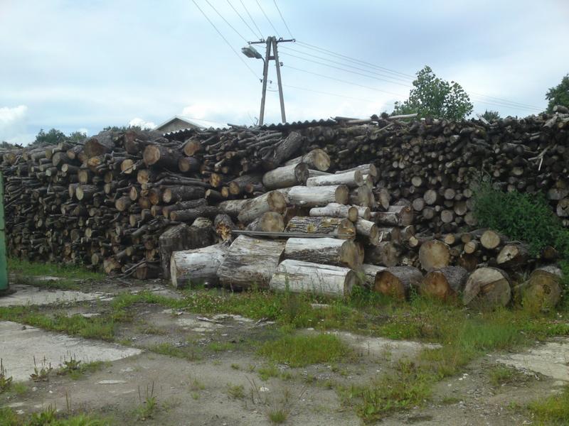 Sprzedam Drewno opałowe, liściaste, w wałkach TANIO !