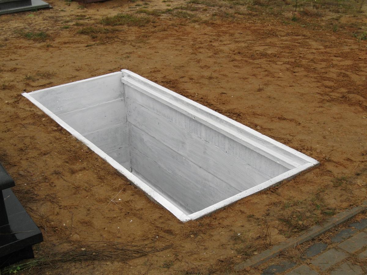 Piwnice cmentarne z prefabrykatów.