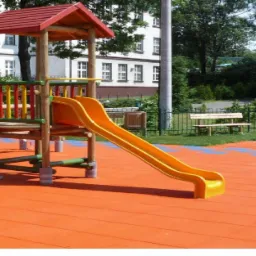 Nawierzchnie bezpieczne SBR EDM place zabaw