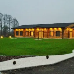 Sala bankietowa z bali okrągłych