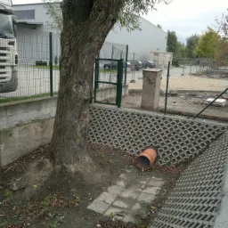 wylot kanalizacji deszczowej do zbiornika reten.