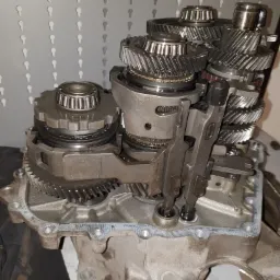 Naprawa zużytych elementów vw skrzynia dsg.