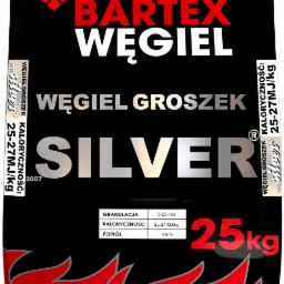 Opakowanie ekogroszku Bartex Węgiel Silver 25 kg z informacjami o granulacji, kaloryczności i zawartości popiołu, na czarnym tle z czerwonymi akcentami graficznymi.