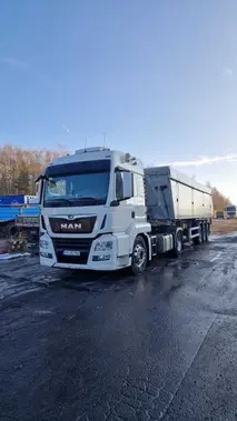 Transport materiałów sypkich pasz nawozów kruszyw węgla ekogroszku