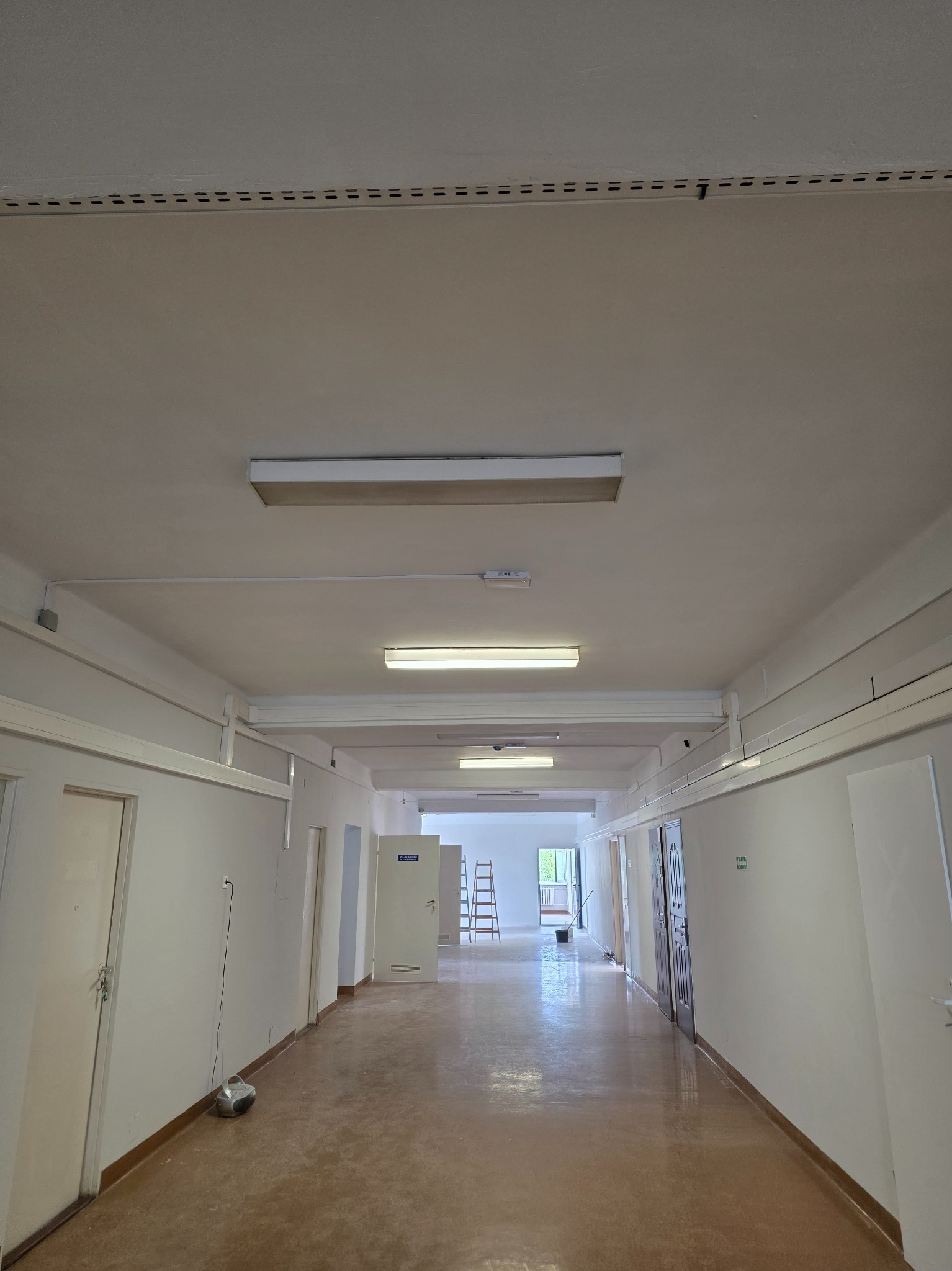 Szpital Zawiercie montaż osw. Awaryjnego