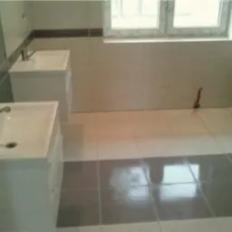 Profesjonalne układanie glazury, gresu, terakoty.