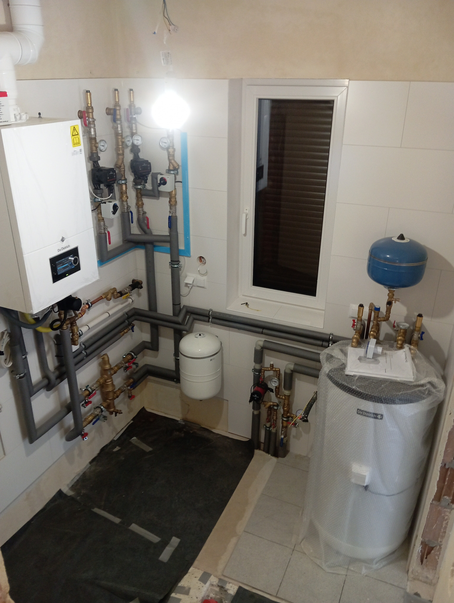 Virtuens Smart 24/Aquavie 125 + Xs90 A