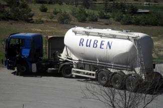 Cemen popiołowy CEM II/B-V 32,5 R