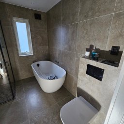 Usługi Budowlane Łukasz Wabnic - Ocieplanie Pianką PUR Kępno