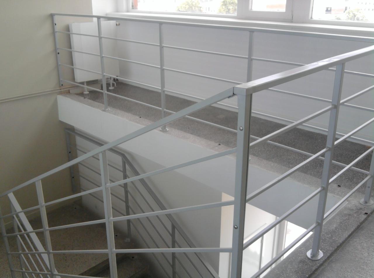 Balustrady wewnętrzne i zewnętrzne