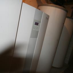 Unisław - blok mieszkalny wielorodziy
Danfos  DHP 40 kW 