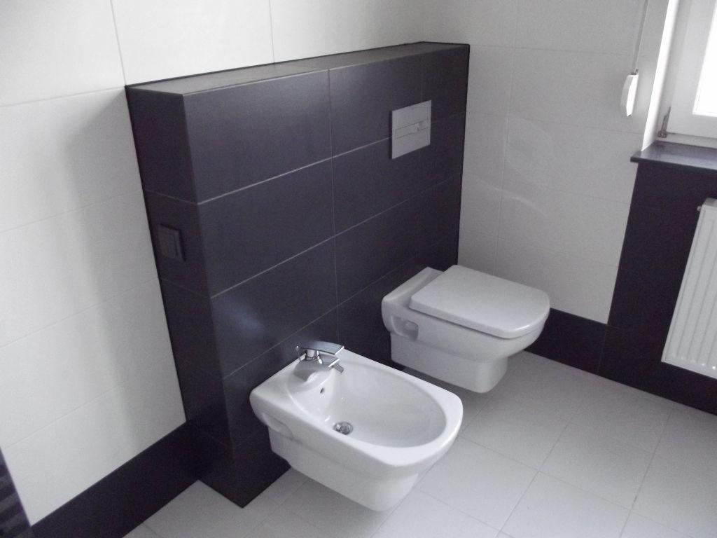 Profesjonalne układanie płytek ceramicznych