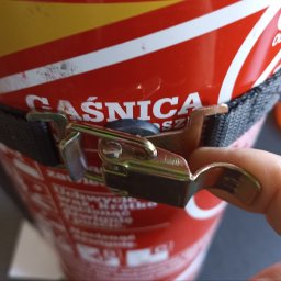 Fireshop Sp z o.o. - Zapięcie , zapinka, zatrzask metalowy, opasko mocująca do gaśnicy