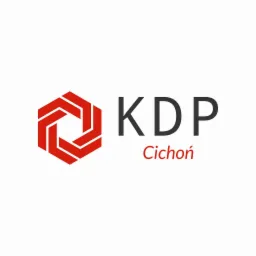 Logo firmy KDP Cichoń z czerwonym, geometrycznym symbolem po lewej stronie i czarnym napisem KDP nad czerwonym napisem Cichoń po prawej.