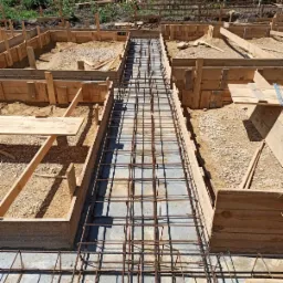 Zbrojenie lawy fundamentowej przed zalaniem