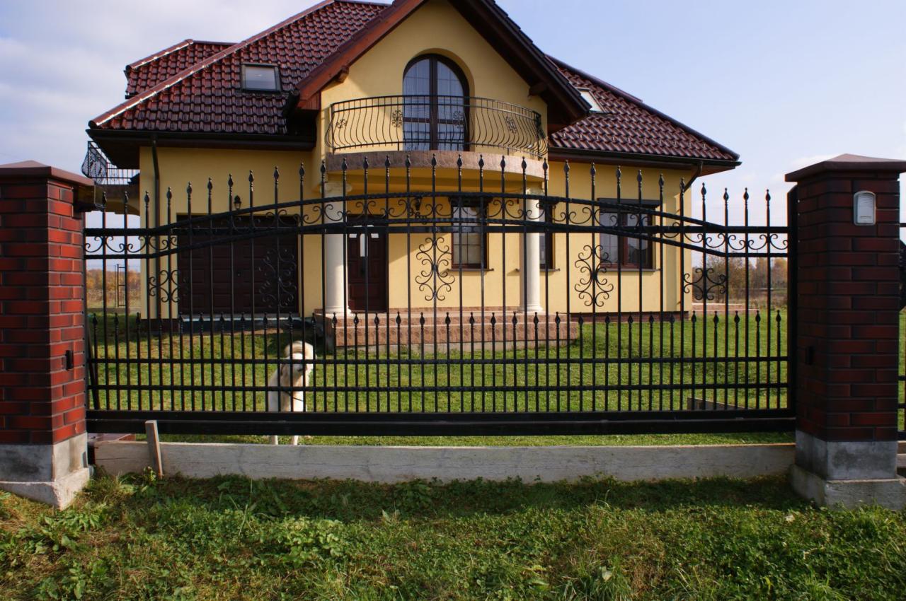 Ogrodzenia, bramy, balustrady, kraty