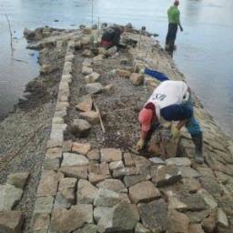 Odbudowa tam poprzecznych rzeka Odra