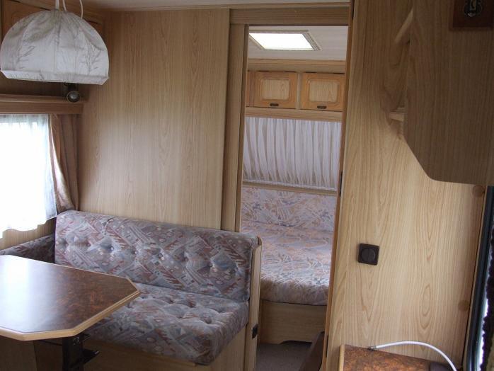 SPRZEDAM lub ZAMIENIĘ przyczepę kempingową LMC 490P DOMINAT