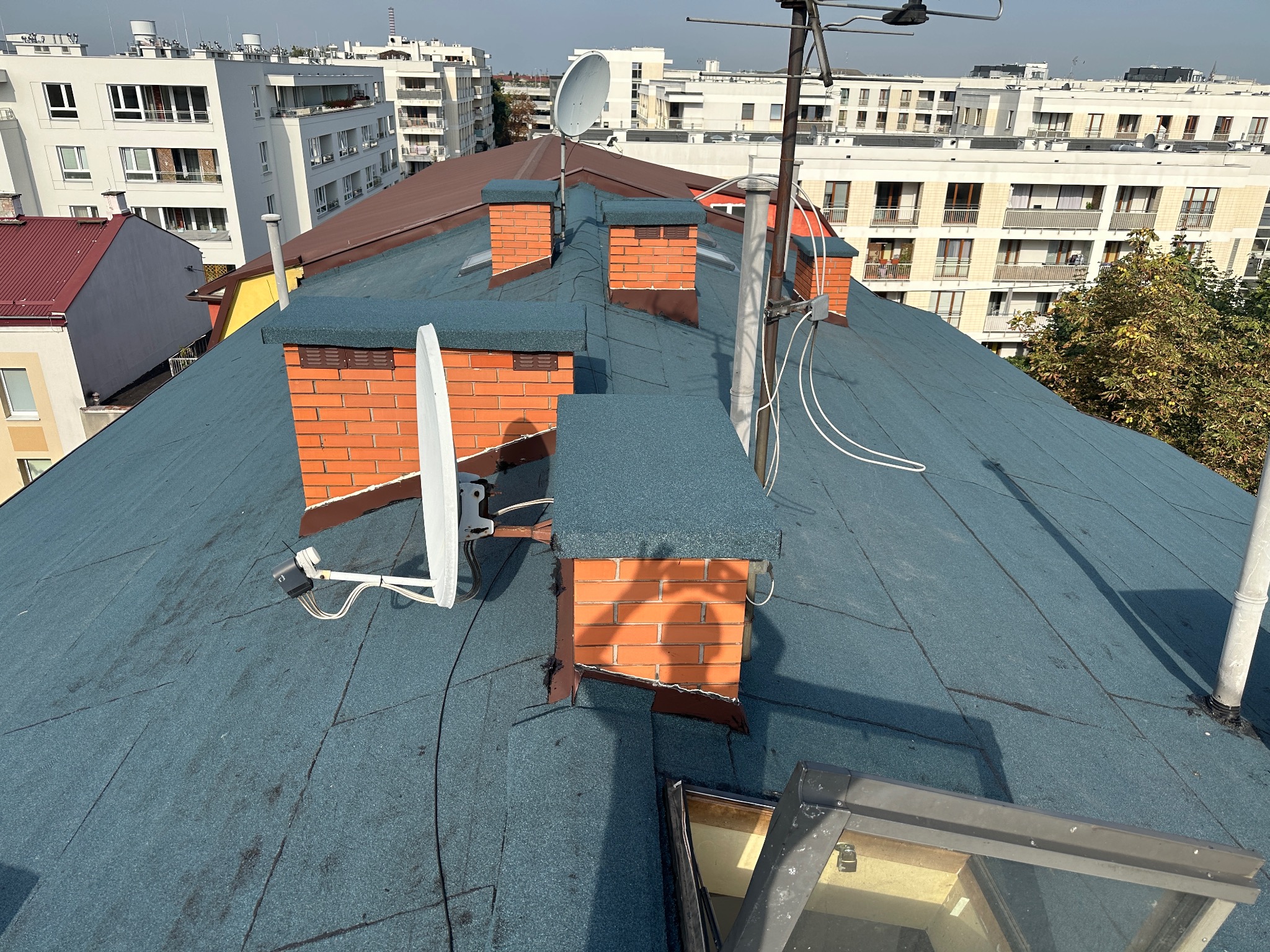 Pruszków - WM Daszyńskiego 10A pokrycie dachu papą termozgrzewalną