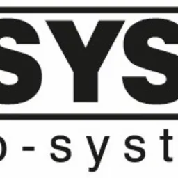 Logo firmy PIOSYSTEM z Łukowa prezentujące nazwę oraz adres strony internetowej. Żółto-czarna kolorystyka.