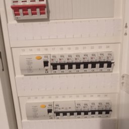 Media-instal Szymon Krysiński - Przyłącza elektryczne Ostr&oacute;da