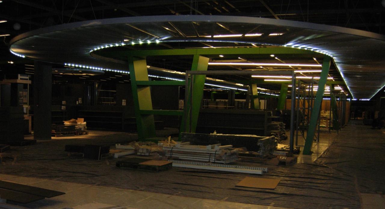 Montaż konstrukcji stalowych