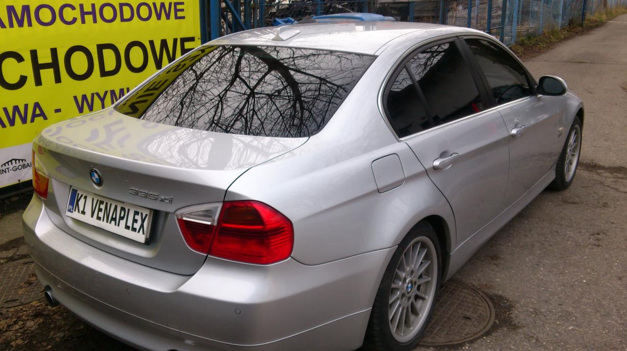 przyciemnianie szyb samochodowych oklejanie szyb arhitektonicznych