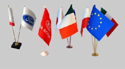 Medale, pinsy puchaty