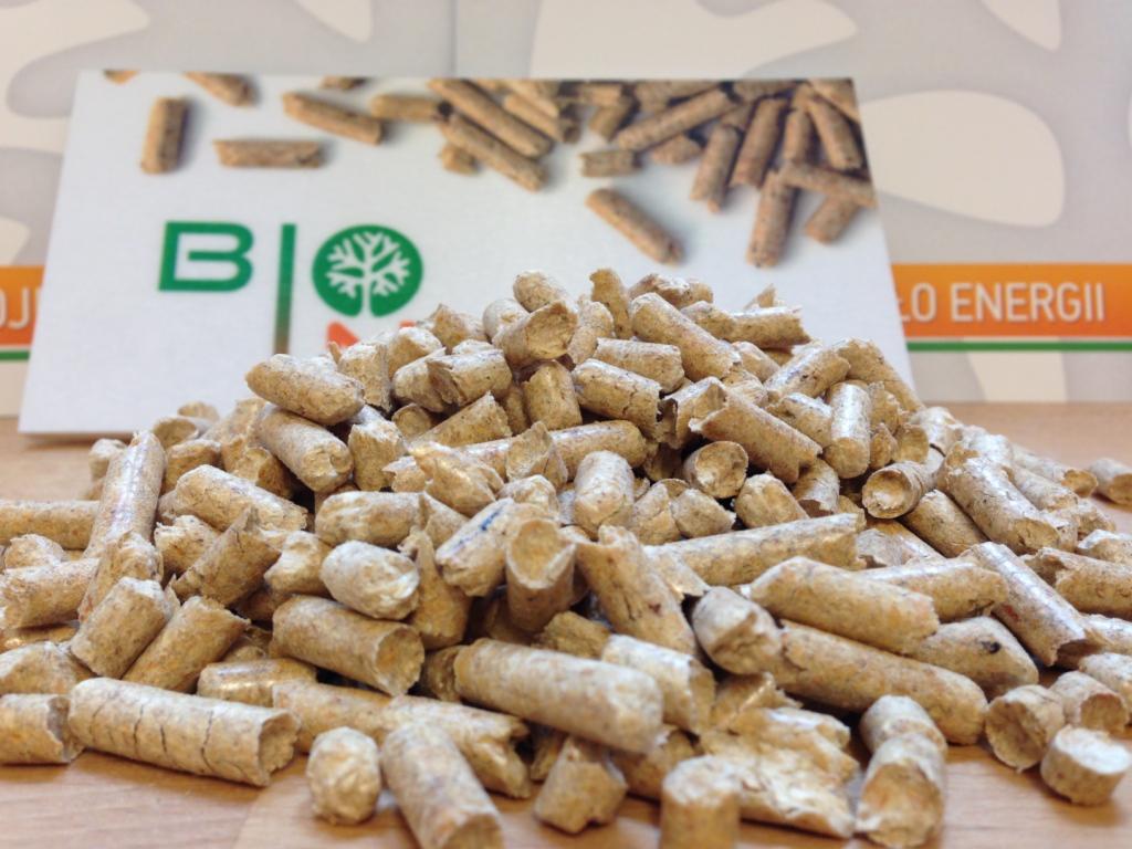 Pelet drzewny 100% sosna - kolor Biały/White