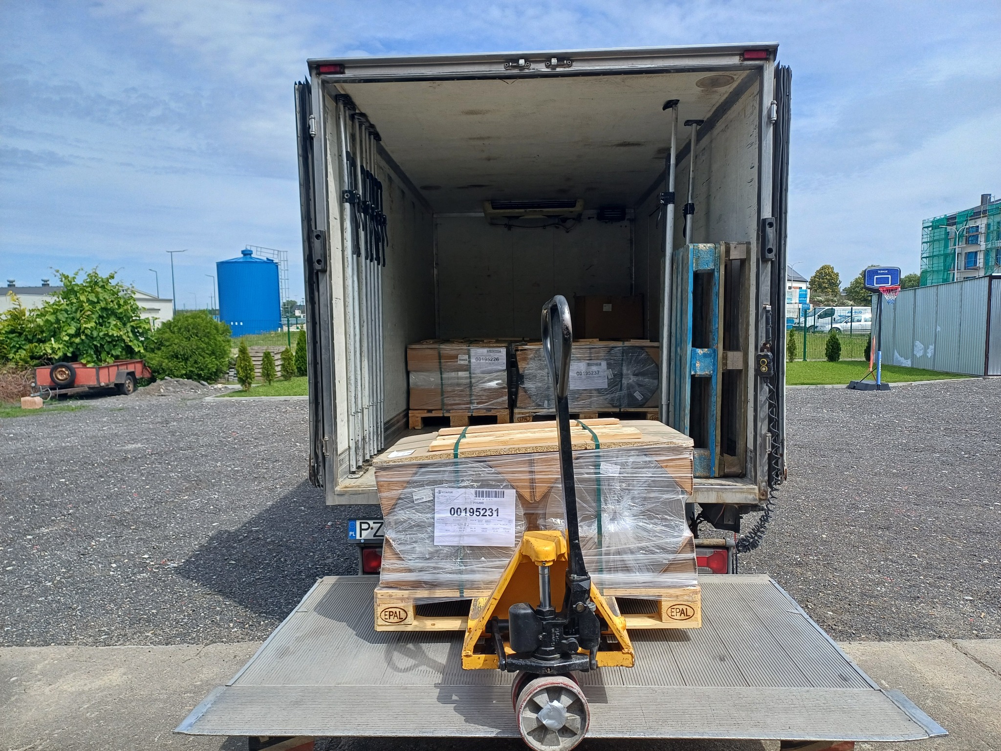 auto z windą poznań