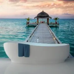 Nowoczesna wolnostojąca wanna z baterią, niebieski ręcznik, biała podłoga i dekoracyjne wazony z suchymi gałązkami na tle fototapety przedstawiającej drewniane molo prowadzące do altanki...