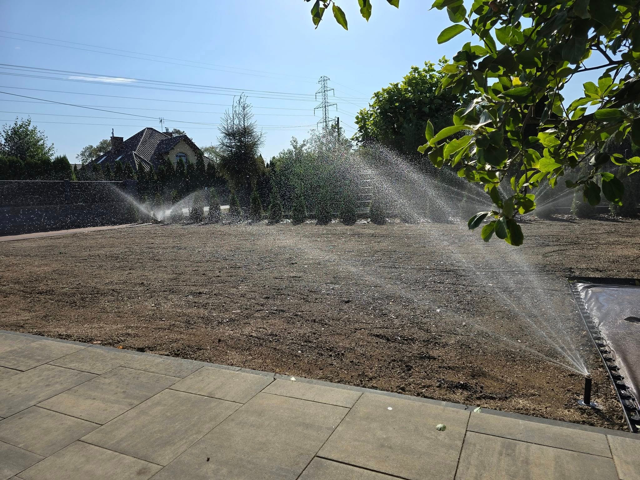 montaż automatycznego nawadniania