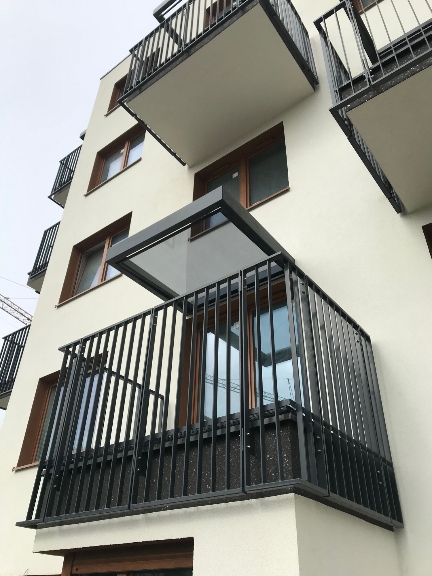 Balustrady i daszki szklane