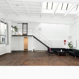 studio fotograficzne i filmowe do wynajęcia warszawa, cyklorama, wypożyczalnia broncolor, światło dzienne, daylight, studio na event szkolenie kurs press day pressday