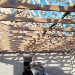 zamiast stropu betonowego - wiązary dachowe