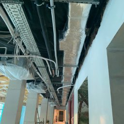 Montaż instalacji wentylacji i klimatyzacji - Port Sołacz w Poznaniu.
Klima Plus - Klimatyzacja Wentylacja Montaż Serwis Poznań