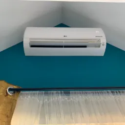 Montaż w domu prywatnym. Klimatyzator LG