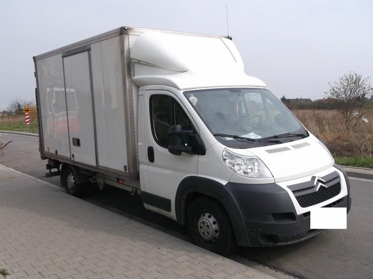 Oddam w dzierżawę kontener z windą do 3,5 t